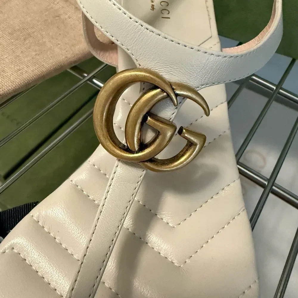 Gucci Women's Cream Sandals brand new size 10 - Picture 2 of 5